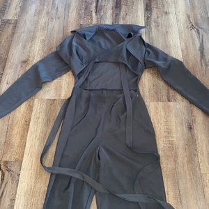 Pretty Little Thing - Size 2 - Gray